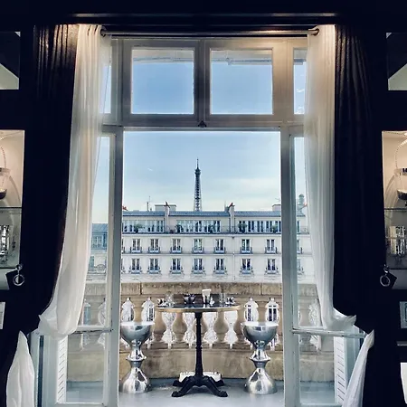 Balcony- Avenue -champs Elysees * Paris