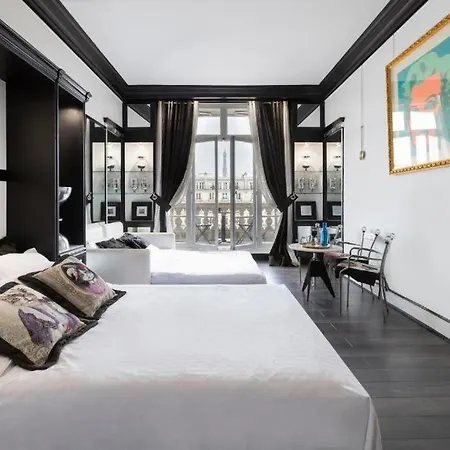公寓 Balcony- Avenue -Champs Elysees 巴黎