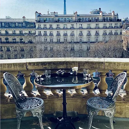 Balcony- Avenue -champs Elysees Apartman
