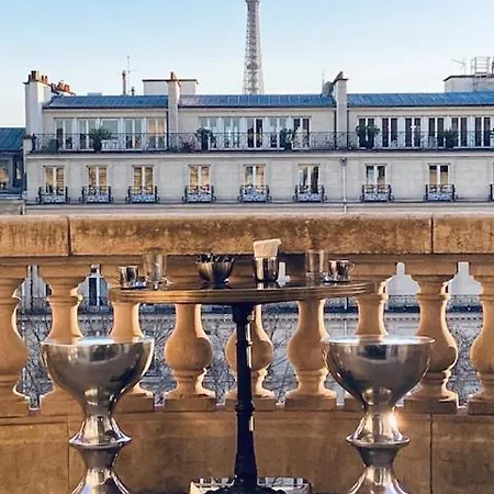 Balcony- Avenue -champs Elysees *