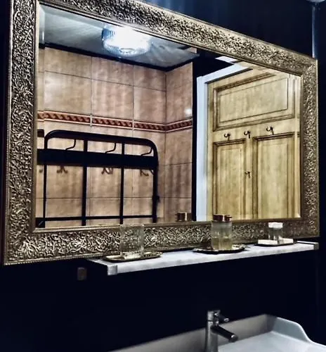 Balcony- Avenue -champs Elysees * Párizs